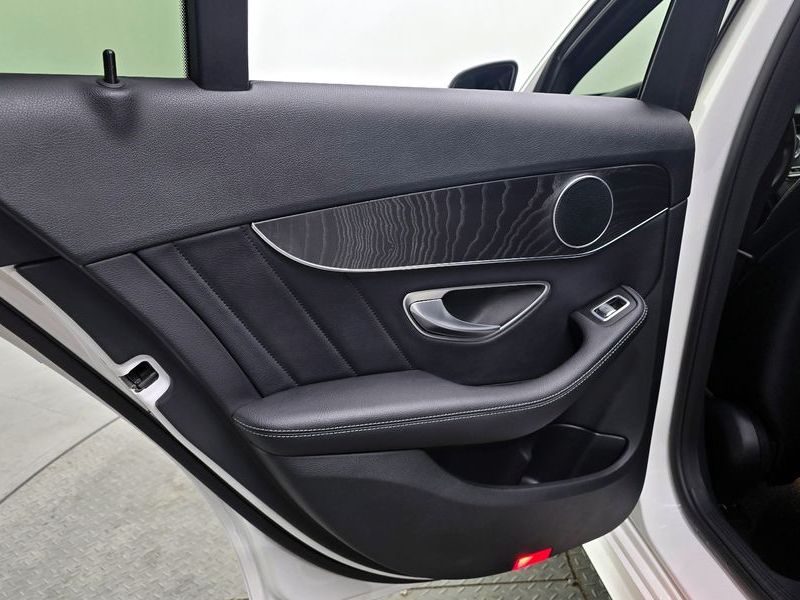 2018 Mercedes-Benz C-Class C200 4MATIC AMG Line photo 25