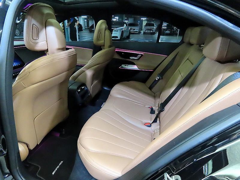2026 Mercedes-Benz E-Class E200 AMG Line photo 7