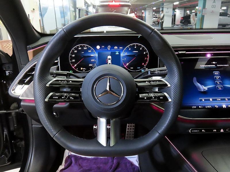 2026 Mercedes-Benz E-Class E200 AMG Line photo 8