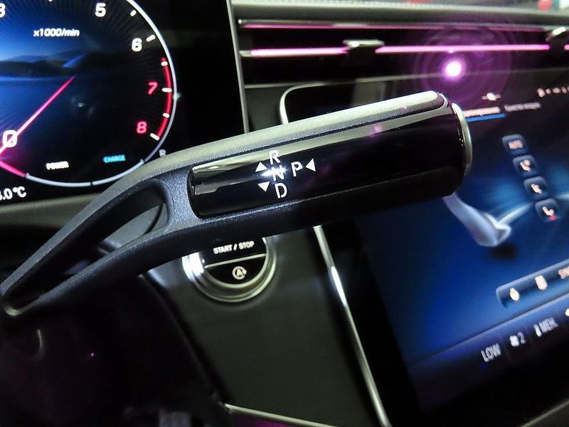 2026 Mercedes-Benz E-Class E200 AMG Line photo 12