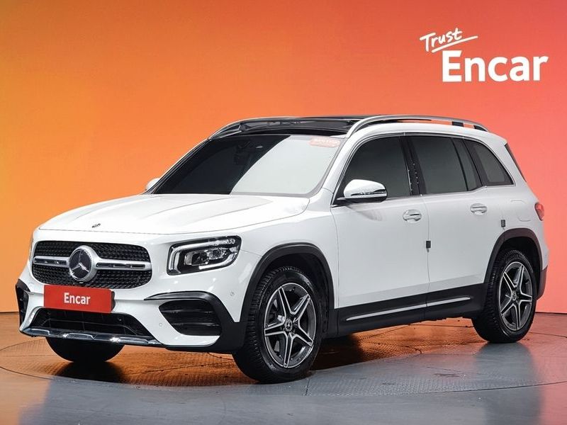 2021 Mercedes-Benz B-Class GLB250 4MATIC photo 1