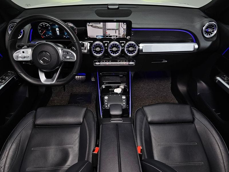 2021 Mercedes-Benz B-Class GLB250 4MATIC photo 7