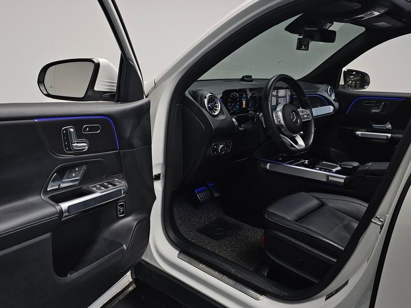 2021 Mercedes-Benz B-Class GLB250 4MATIC photo 10