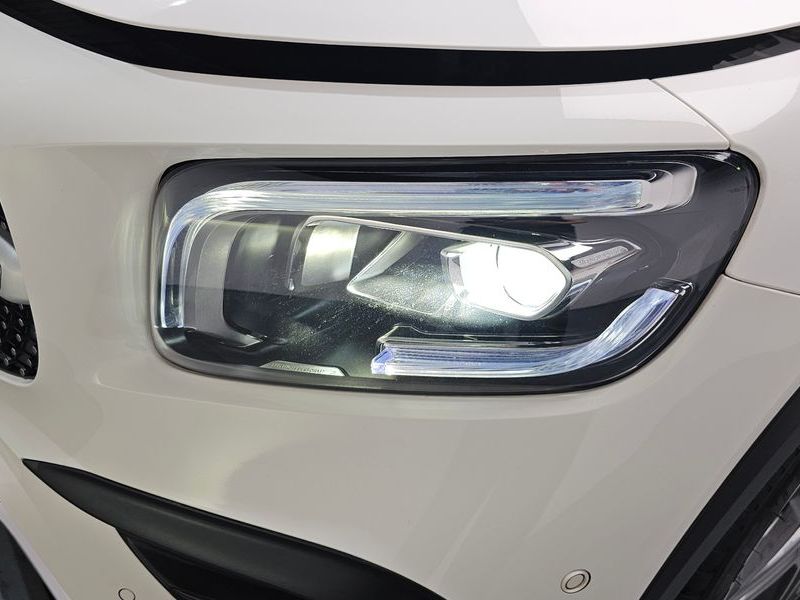 2021 Mercedes-Benz B-Class GLB250 4MATIC photo 22