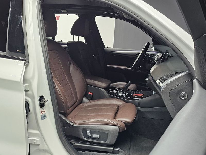 2021 BMW X3 xDrive 20i M sports Online Exclusive Edition photo 10
