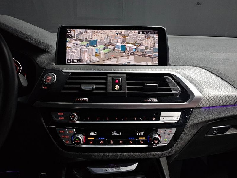 2021 BMW X3 xDrive 20i M sports Online Exclusive Edition photo 14