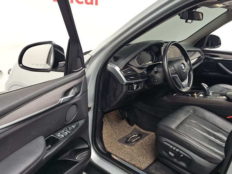 2017 BMW X5 xDrive 30d photo 10