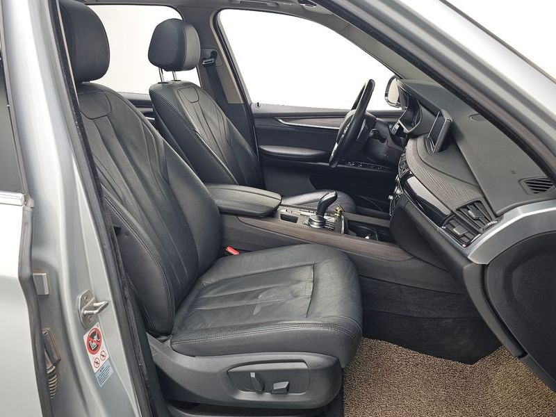 2017 BMW X5 xDrive 30d photo 11