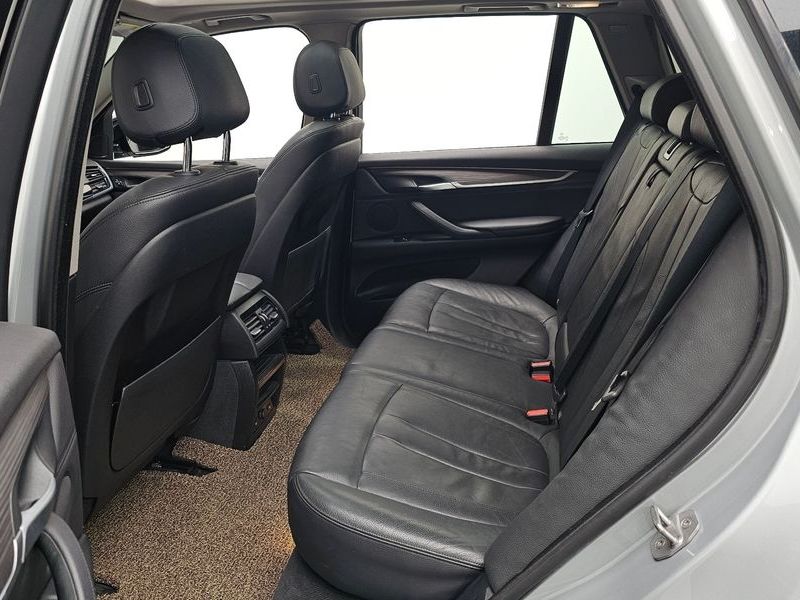 2017 BMW X5 xDrive 30d photo 12