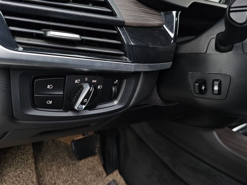 2017 BMW X5 xDrive 30d photo 18