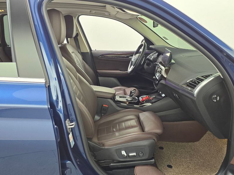 2022 BMW X3 xDrive 30e photo 11