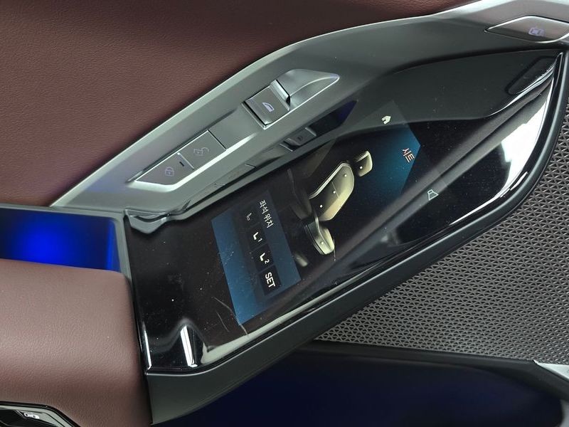 2025 BMW 7 Series 740d xDrive M Sport photo 19