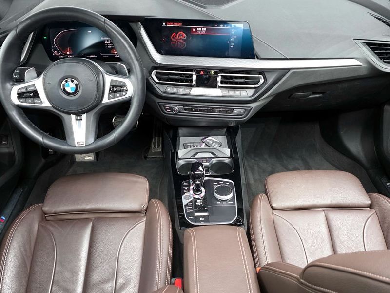 2023 BMW 1 Series 120i M Sports photo 7