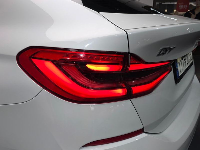 2023 BMW 6 Series 620d Luxury photo 23
