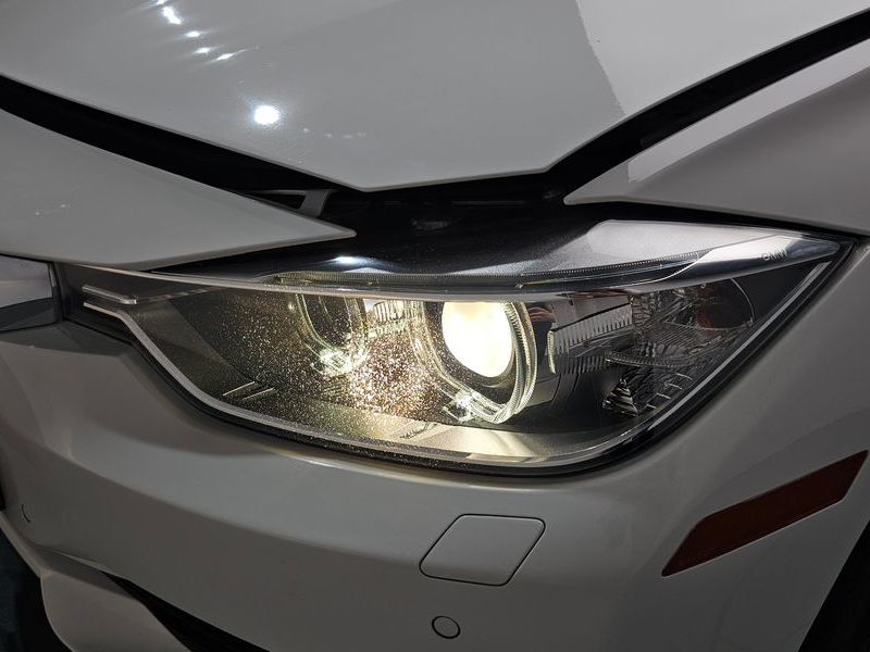 2013 BMW 3 Series 320d xDrive photo 22