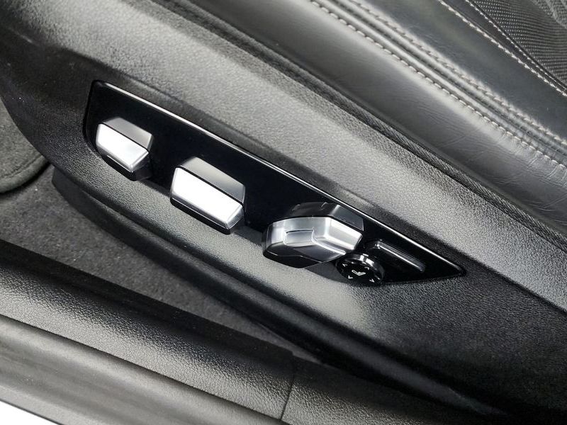 2023 BMW 5 Series 530e M Sport photo 29
