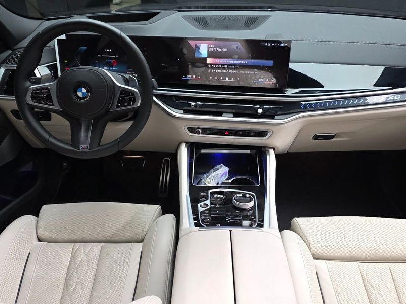 2025 BMW X6 xDrive40i M Sport photo 7