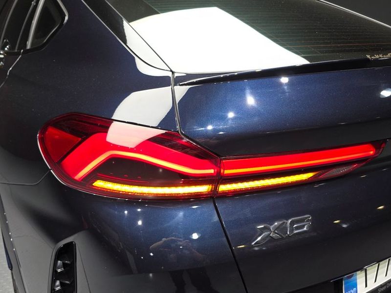 2025 BMW X6 xDrive40i M Sport photo 23