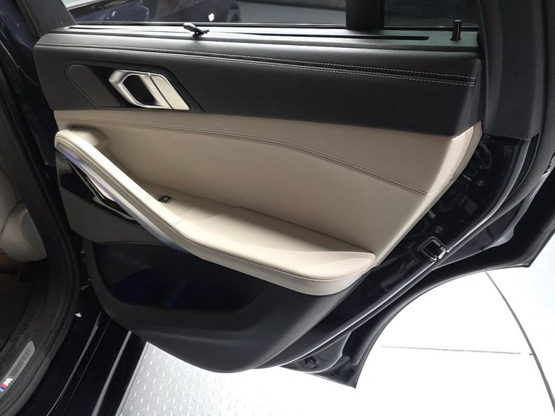 2025 BMW X6 xDrive40i M Sport photo 25