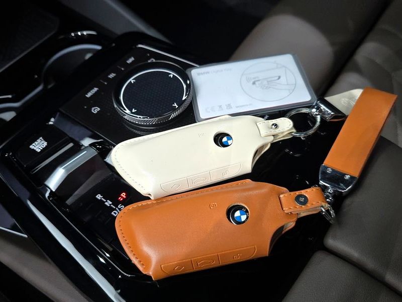 2024 BMW 5 Series 520i M Sport photo 9