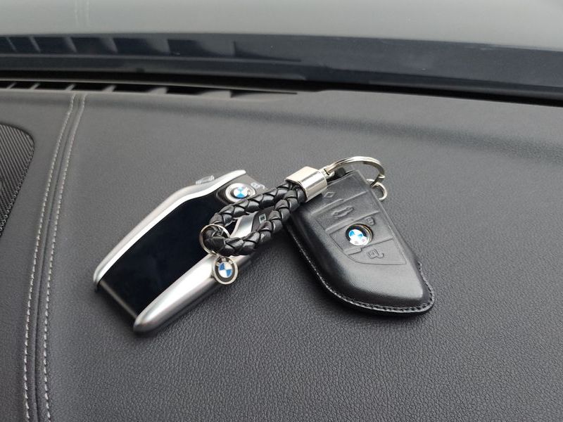 2022 BMW 5 Series 530i Luxury photo 14