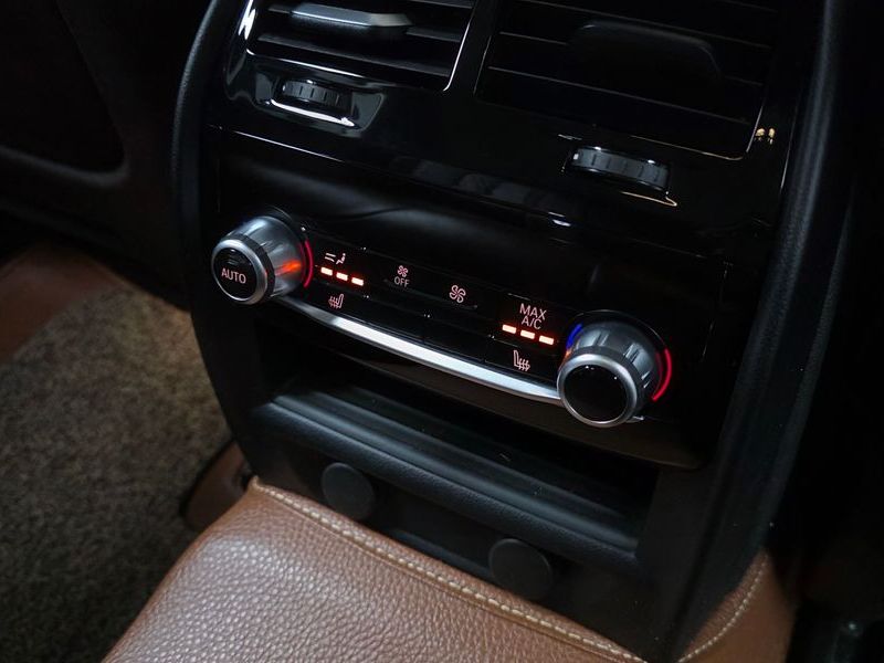 2019 BMW 6 Series 630d xDrive Luxury photo 18