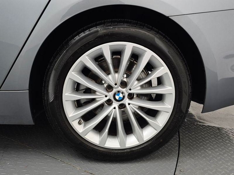 2018 BMW 5 Series 530i xDrive Luxury Plus photo 21