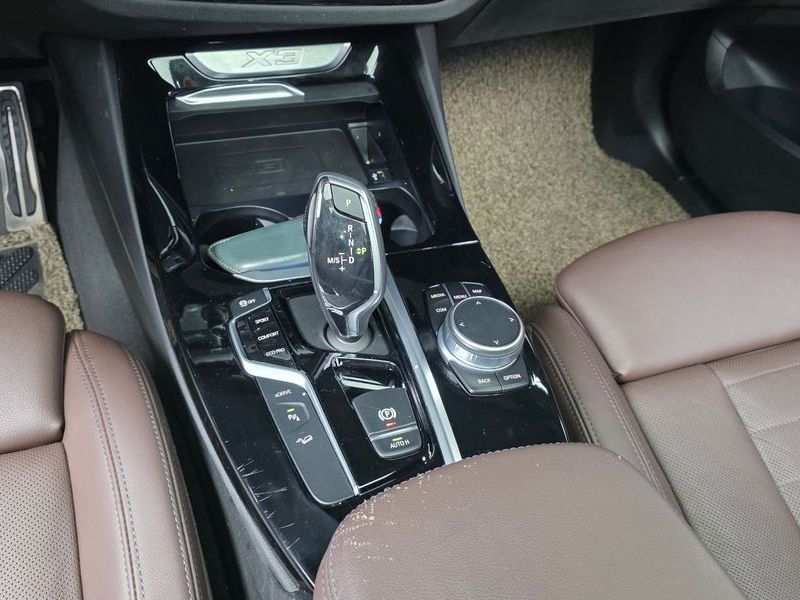 2021 BMW X3 xDrive 30e M Sport photo 9
