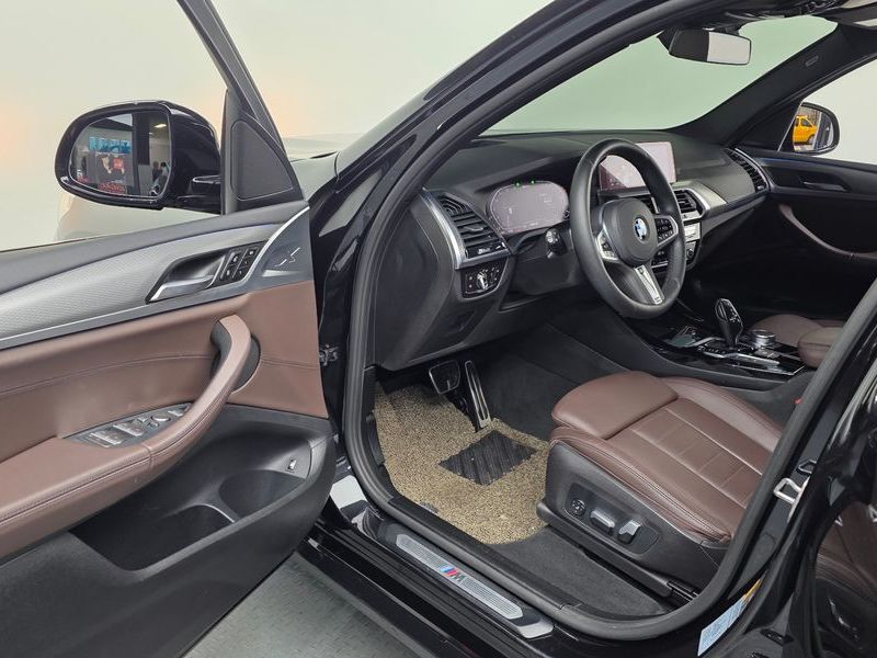 2021 BMW X3 xDrive 30e M Sport photo 10
