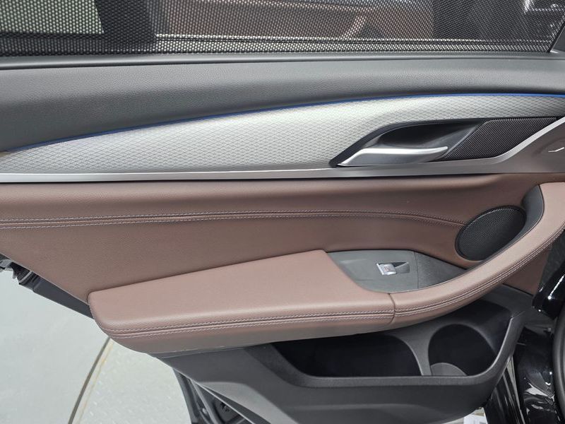 2021 BMW X3 xDrive 30e M Sport photo 25