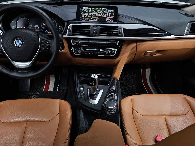 2020 BMW 3 Series GT 320d Luxury photo 7