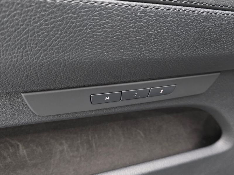 2014 BMW 5 Series GT ED Edition photo 29