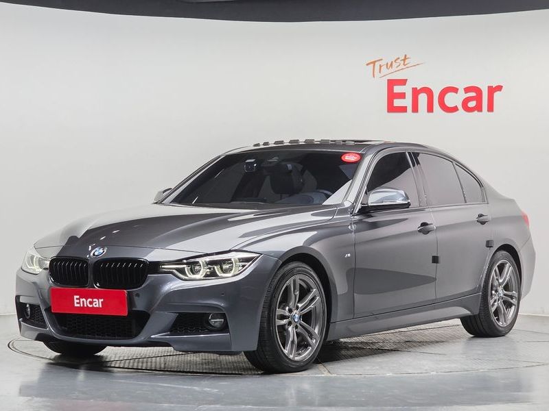 2018 BMW 3 Series 320i M Sport photo 1