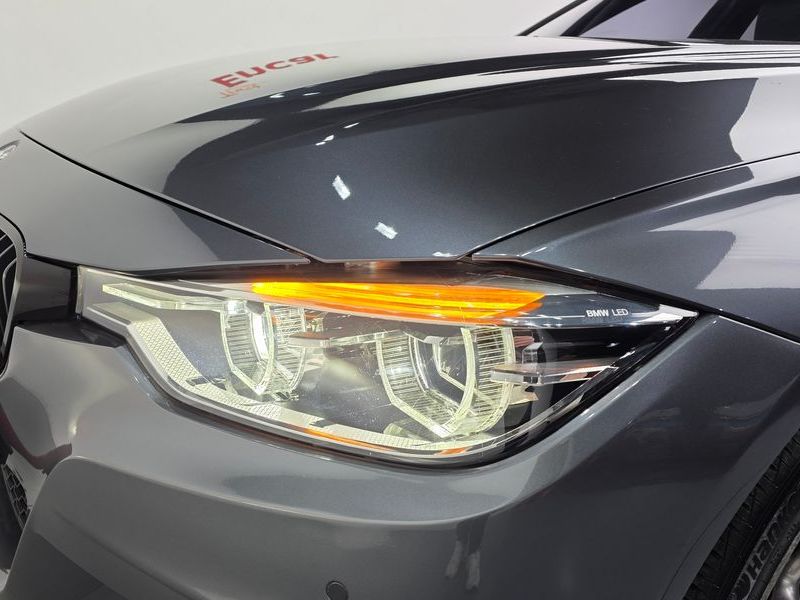 2018 BMW 3 Series 320i M Sport photo 22