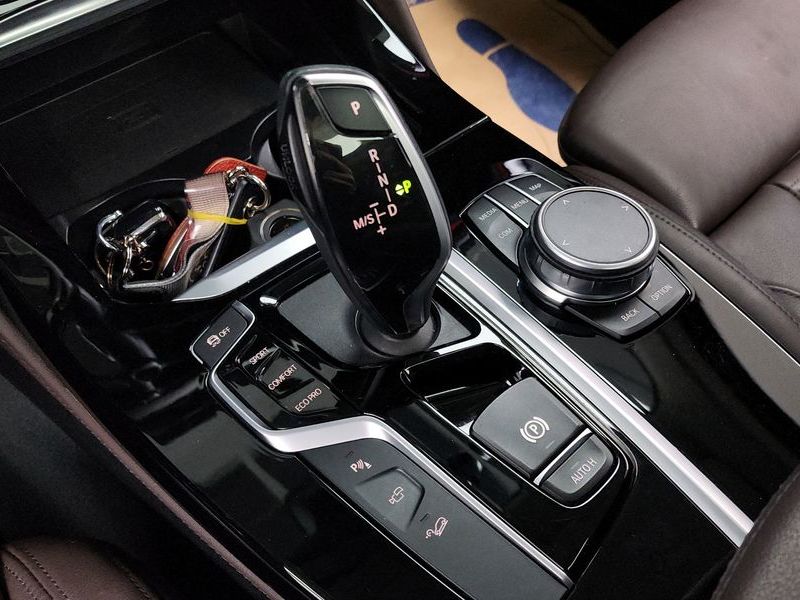 2020 BMW X4 xDrive20d xLine photo 9