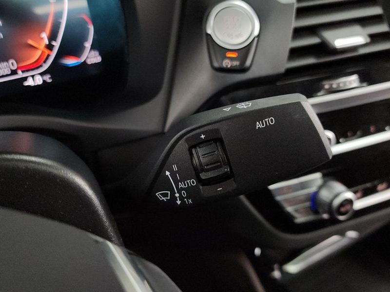 2020 BMW X4 xDrive20d xLine photo 18