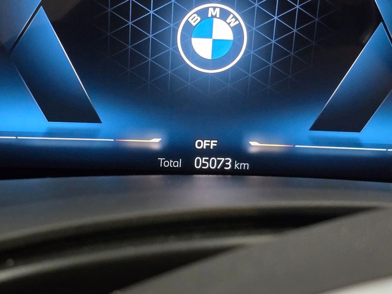 2026 BMW X6 xDrive30d M Sport photo 8