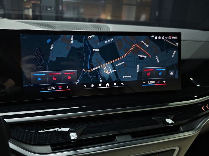 2026 BMW X5 xDrive 40i M Sport photo 17