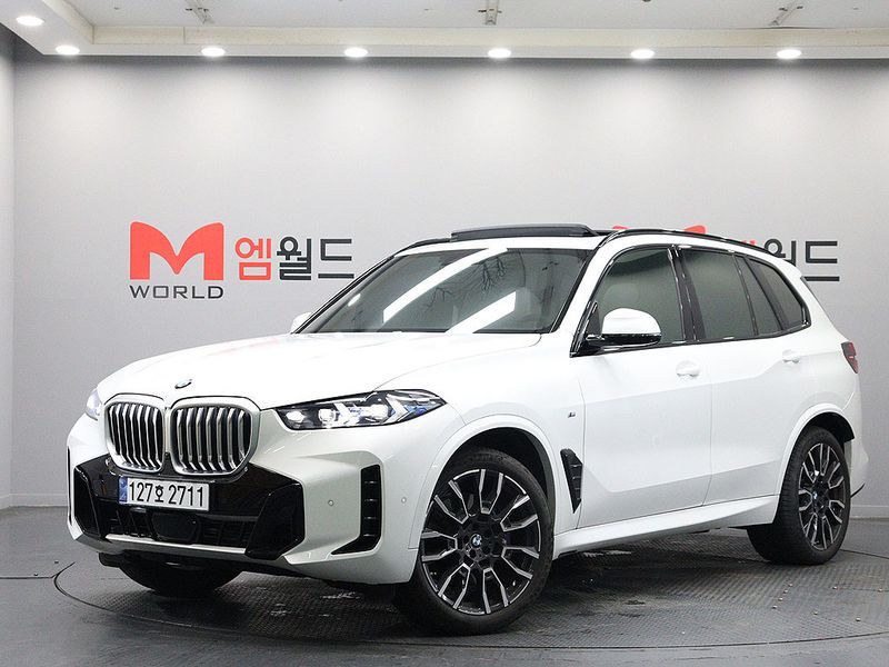 2026 BMW X5 xDrive 30d M Sport photo 1