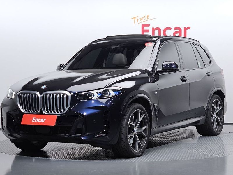 2026 BMW X5 xDrive 40i M Sport photo 1