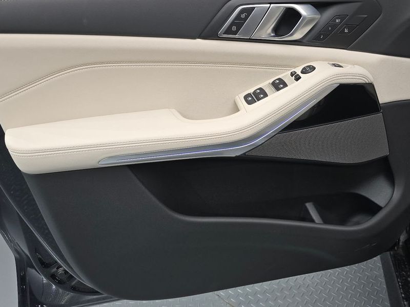 2026 BMW X5 xDrive 40i M Sport photo 24