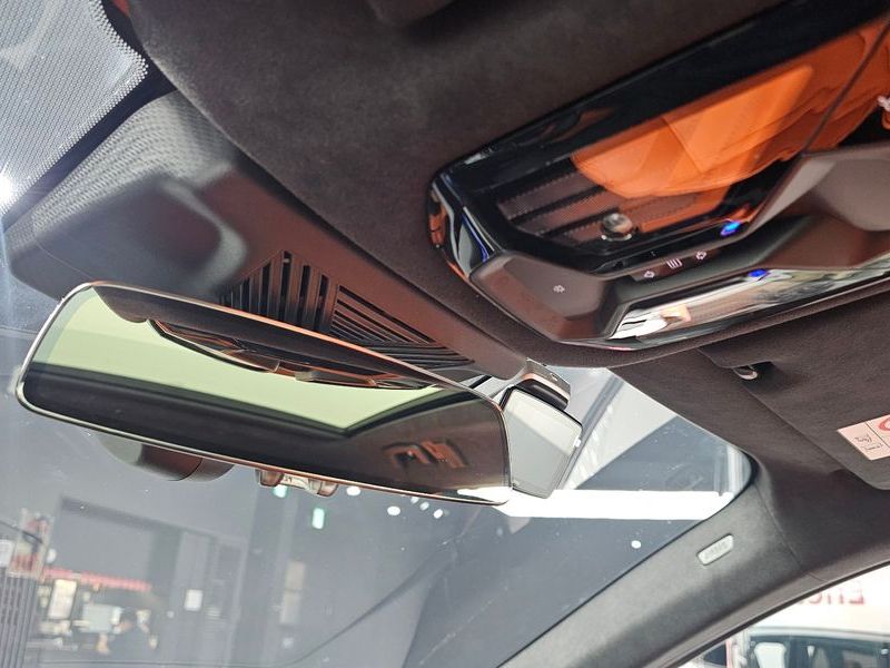 2026 BMW M5 Touring photo 20