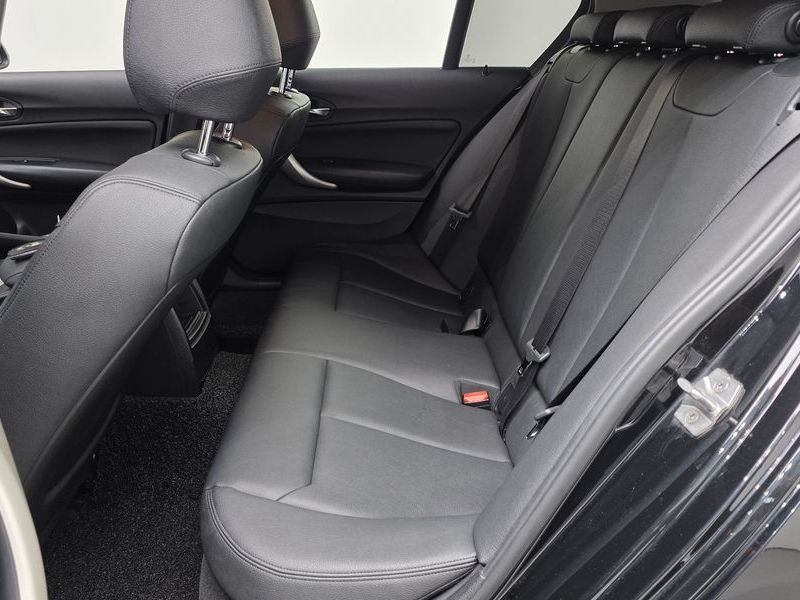 2017 BMW 1 Series 118d JOY 5DOOR photo 12