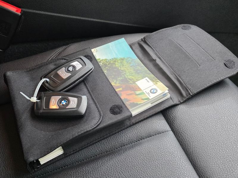 2017 BMW 1 Series 118d JOY 5DOOR photo 17