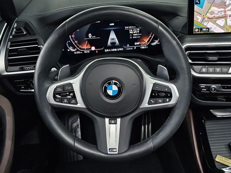 2024 BMW X4 xDrive20i M Sport photo 13