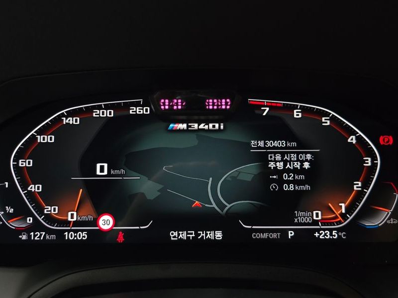 2022 BMW 3 Series M340i xDrive Touring photo 8