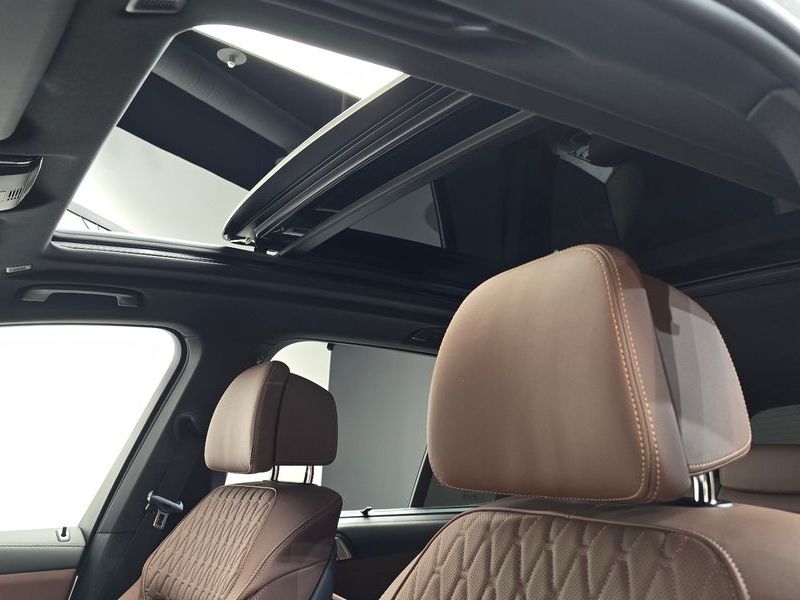 2026 BMW X5 xDrive 30d M Sport photo 15