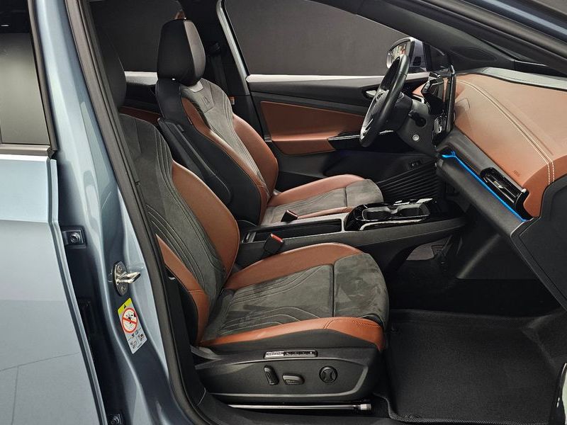 2022 Volkswagen ID.4 Pro photo 10