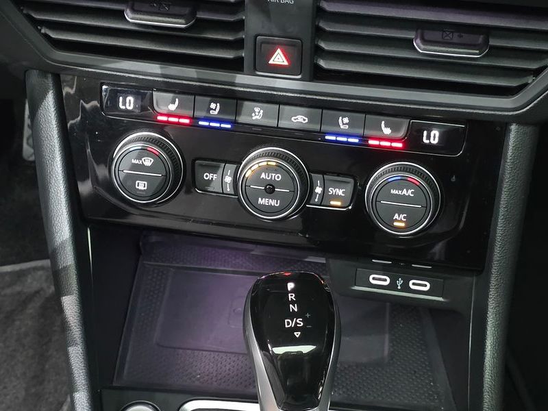 2023 Volkswagen Jetta 1.5 TSI Prestige photo 27