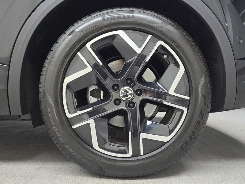 2026 Volkswagen Touareg 3.0 TDI Prestige photo 21